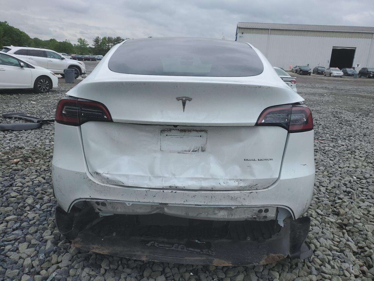 7SAYGDEE5PA054528 2023 Tesla Model Y