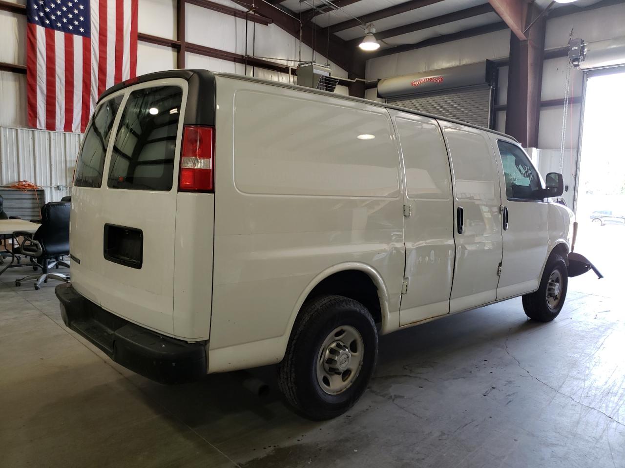 1GCWGAFF8G1168609 2016 Chevrolet Express G2500