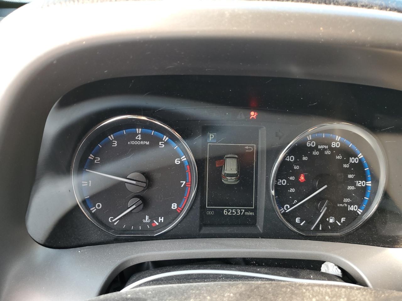 2T3WFREV0GW306137 TOYOTA RAV4 2016