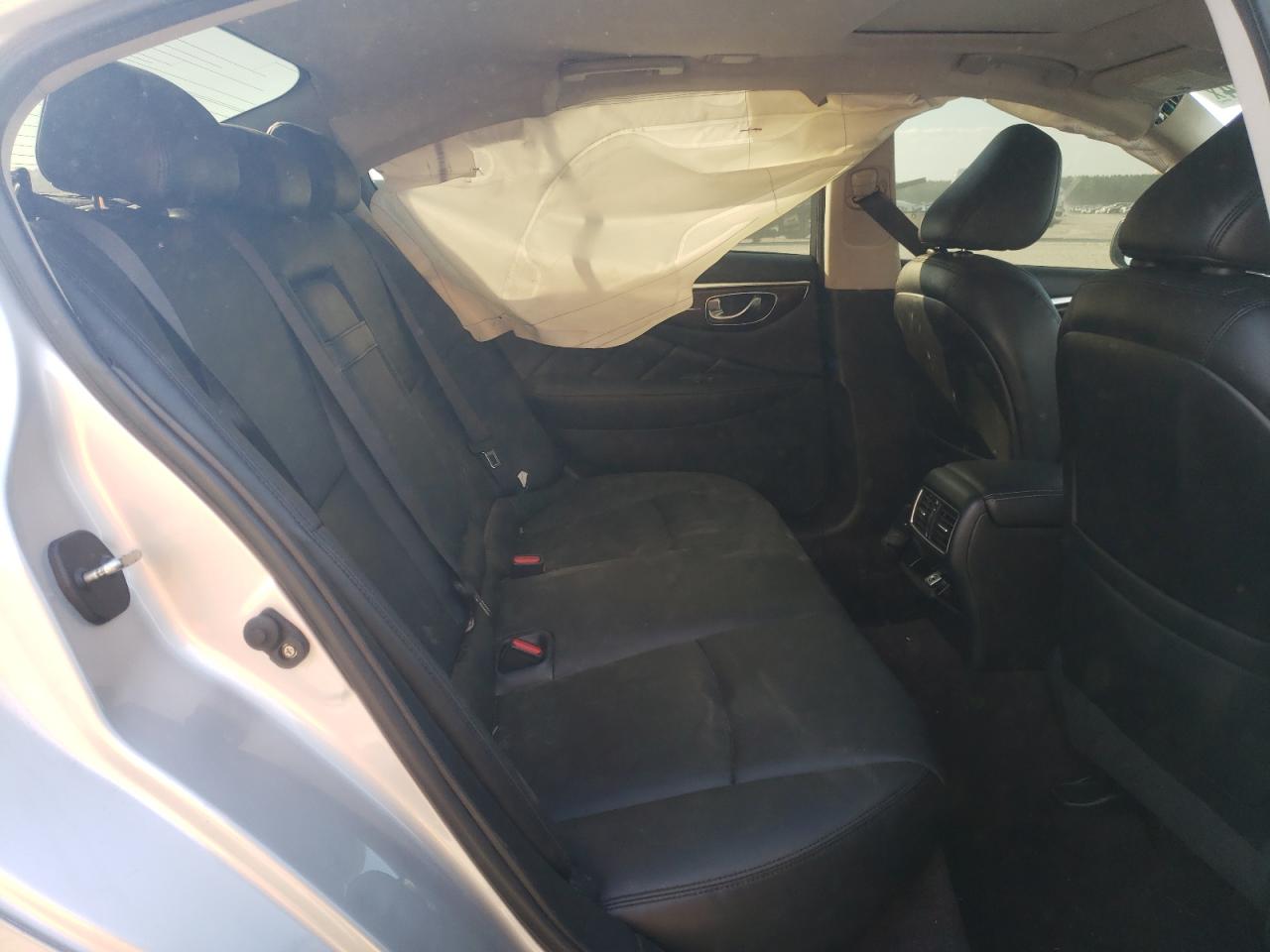 JN1EV7AR9JM437604 2018 Infiniti Q50 Luxe