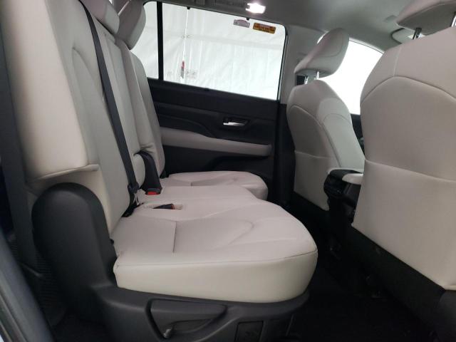 2024 TOYOTA GRAND HIGH - 5TDACAB56RS007748