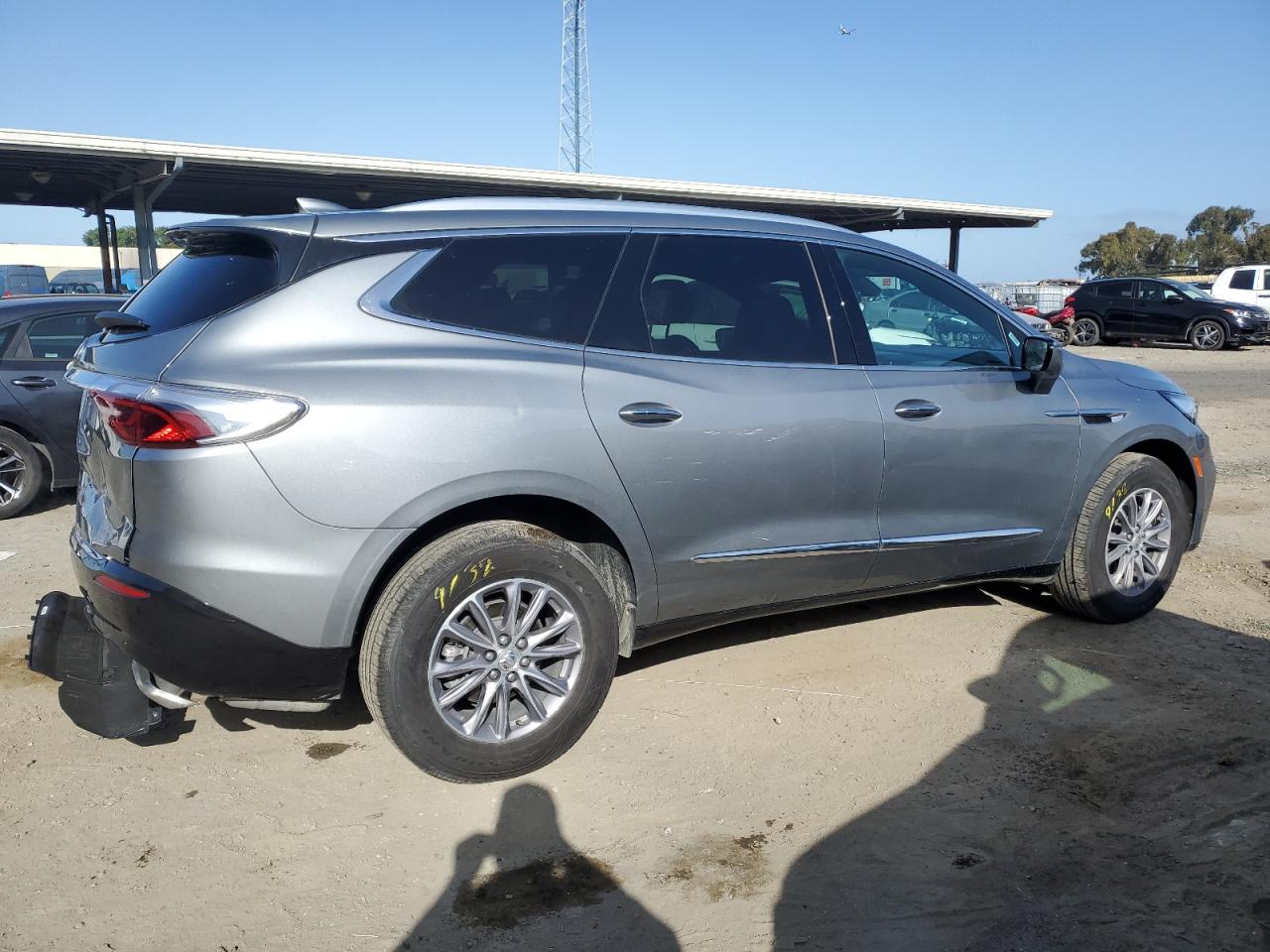 2024 Buick Enclave Premium vin: 5GAEVBKW4RJ117416