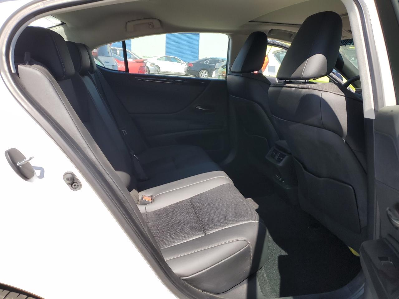 58ADZ1B18MU084137 2021 Lexus Es 350 Base