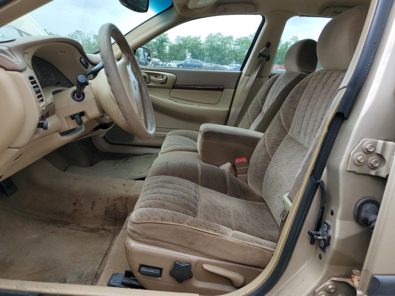 2G1WF55E8Y9286295 2000 Chevrolet Impala