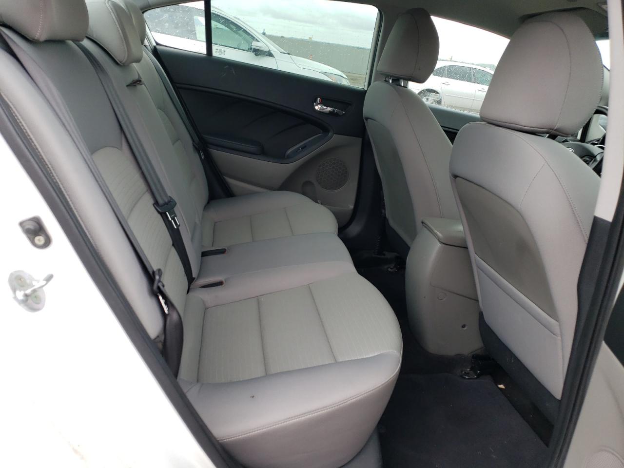 KNAFX4A68G5497972 2016 Kia Forte Lx