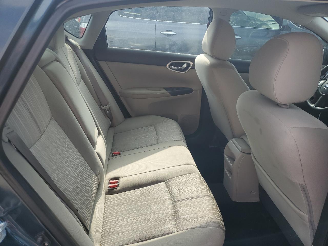 3N1AB7AP8GL683066 NISSAN SENTRA 2016