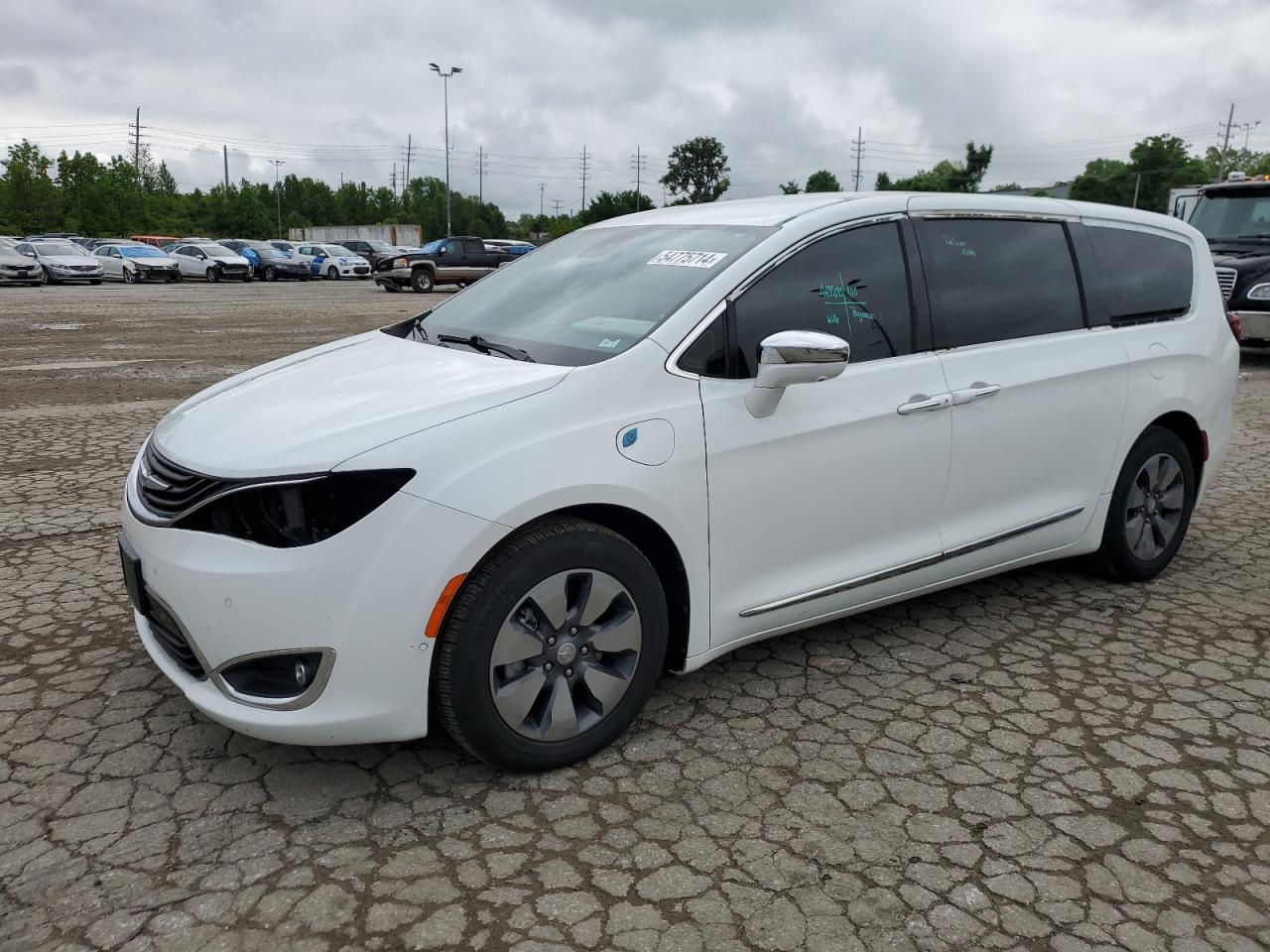 2018 Chrysler Pacifica Hybrid Limited vin: 2C4RC1N73JR105410