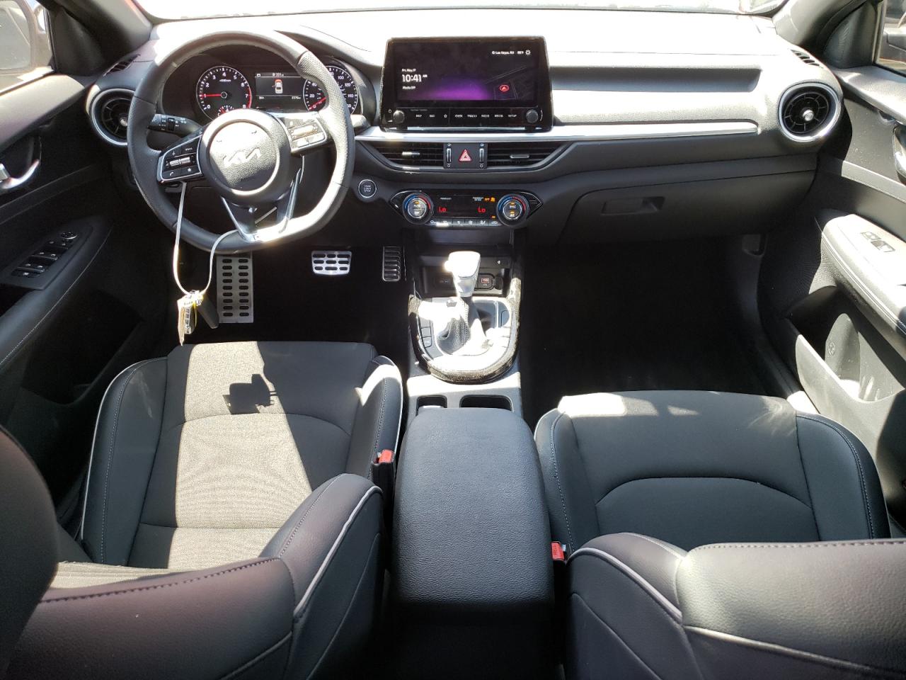 3KPF54AD8RE735978 2024 Kia Forte Gt Line