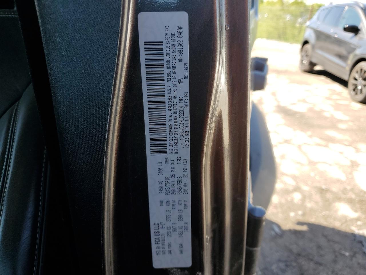 1C4BJWDG1HL722314 2017 Jeep Wrangler Unlimited Sport