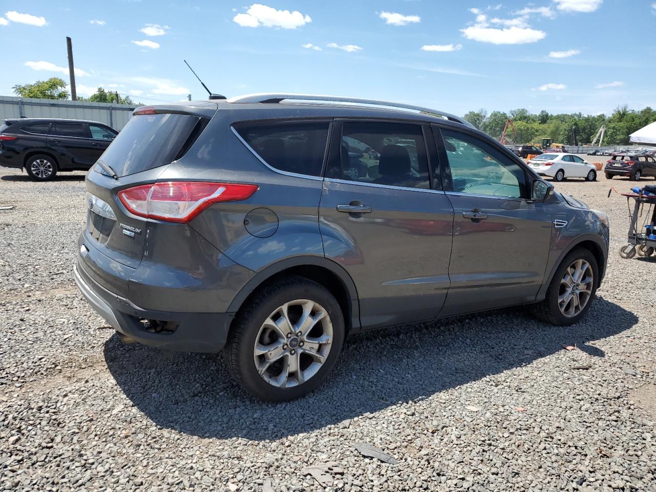 1FMCU9J92GUC17616 2016 Ford Escape Titanium