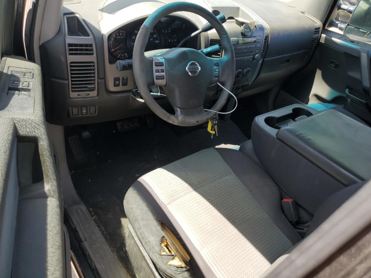 1N6AA06A54N580174 2004 Nissan Titan Xe