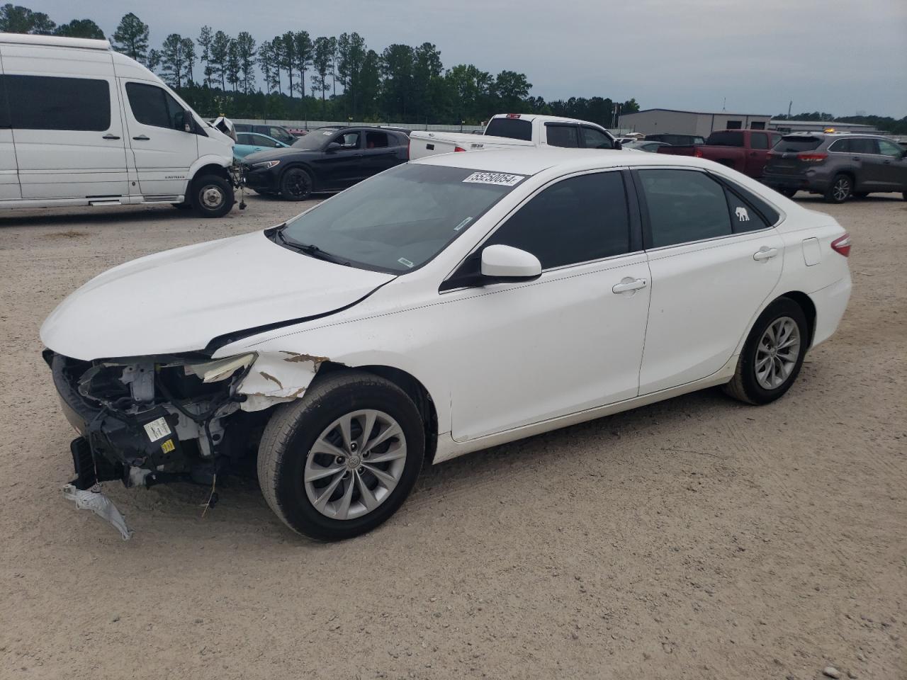 2016 Toyota Camry Le vin: 4T1BF1FKXGU156406