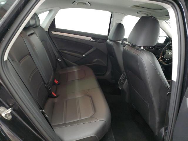 1VWSA7A38MC015712 Volkswagen Passat SE 10