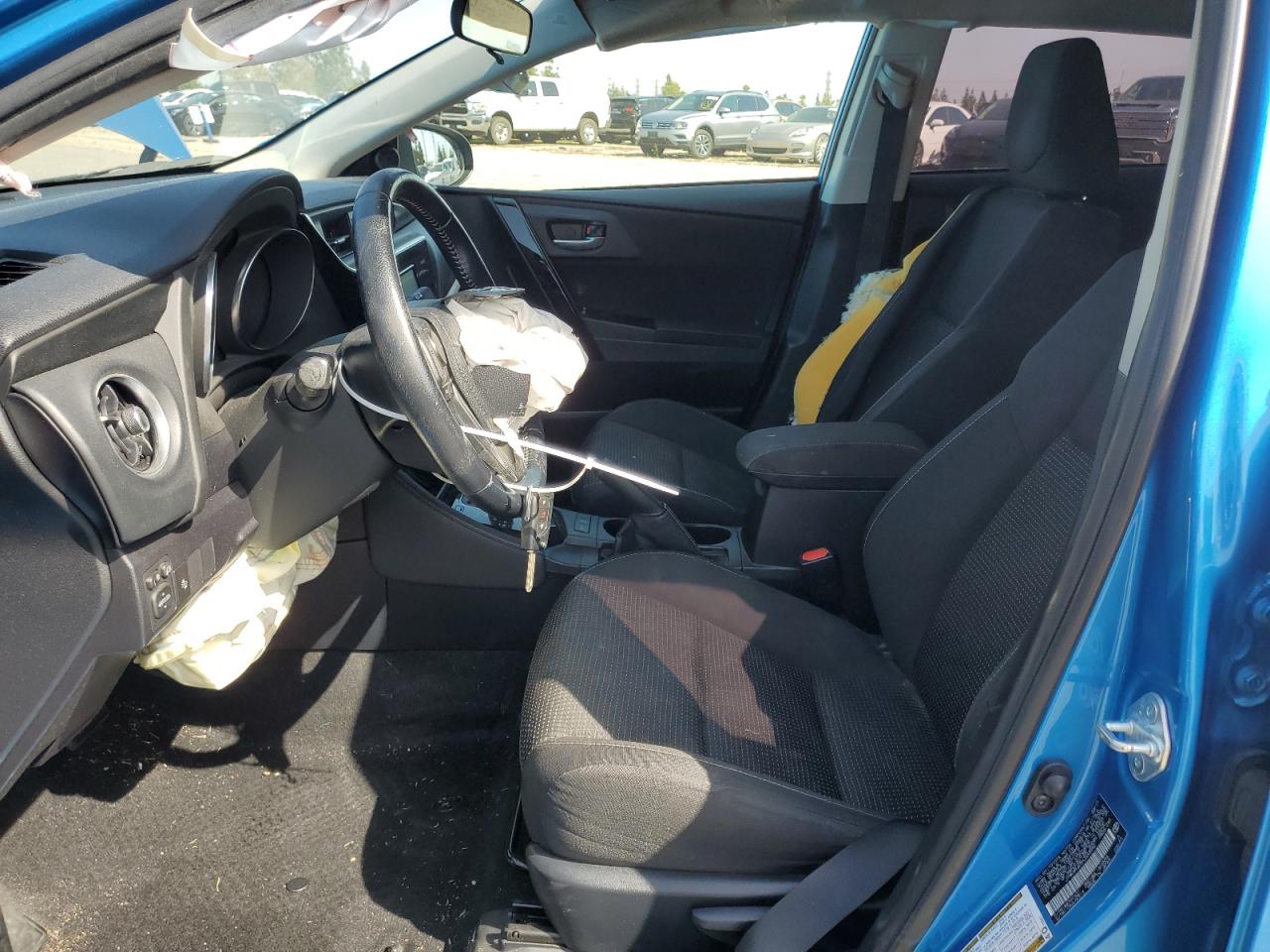 2017 Toyota Corolla Im vin: JTNKARJE5HJ543592