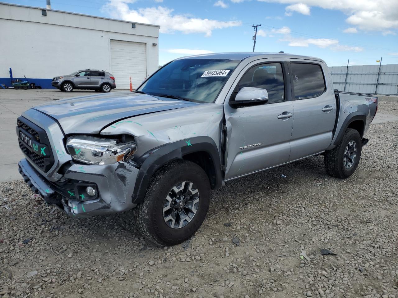 2019 Toyota Tacoma Double Cab vin: 3TMCZ5AN2KM237387