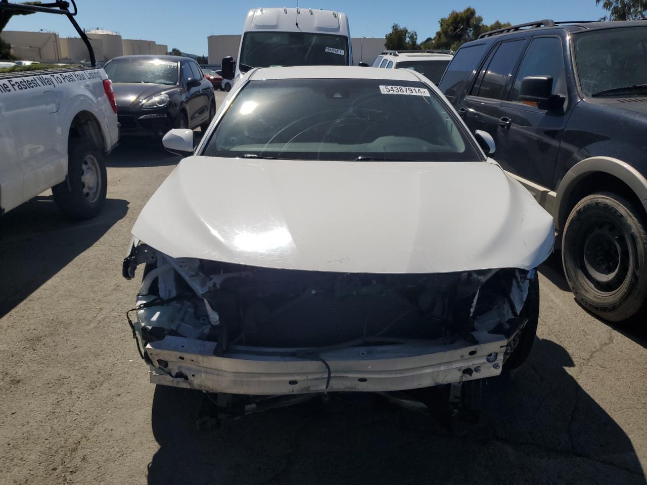 JTNB11HK9J3038453 TOYOTA CAMRY 2018