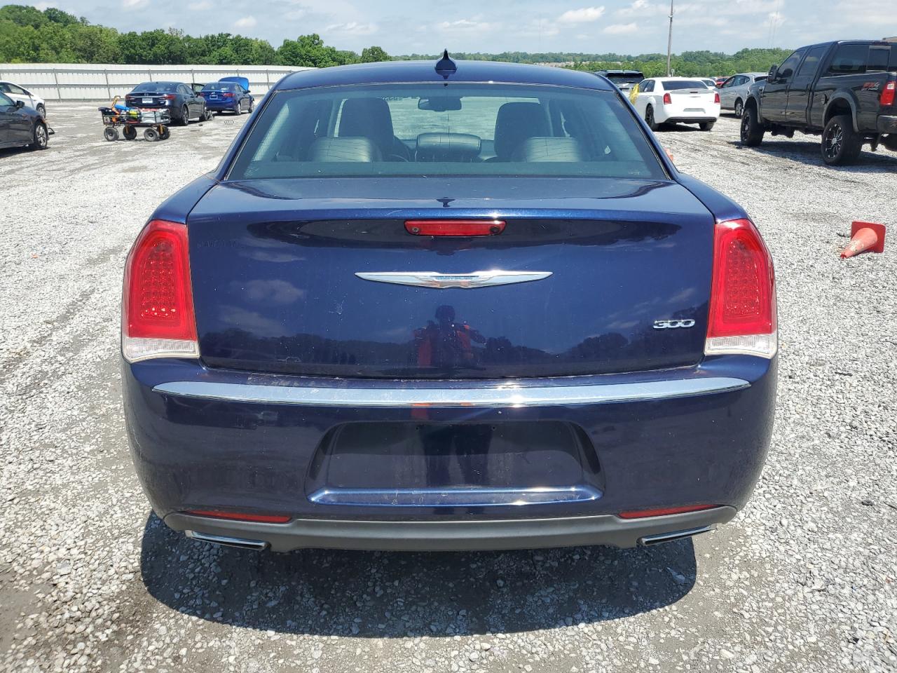 2C3CCAAG8GH189514 2016 Chrysler 300 Limited