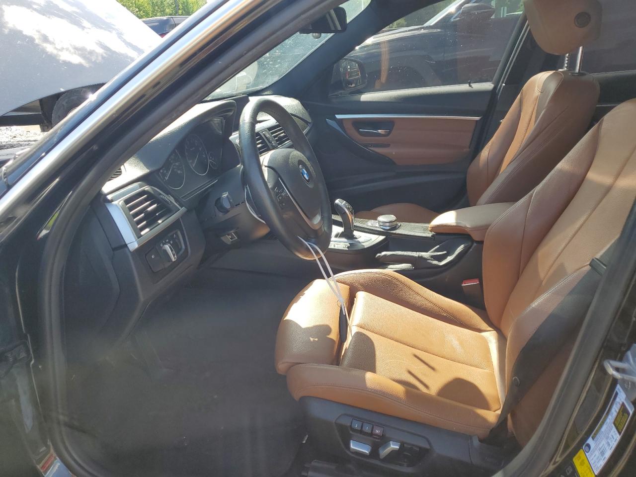 WBA8D9G37HNU66600 2017 BMW 330 Xi