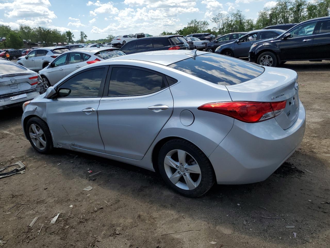 5NPDH4AE7BH055806 2011 Hyundai Elantra Gls