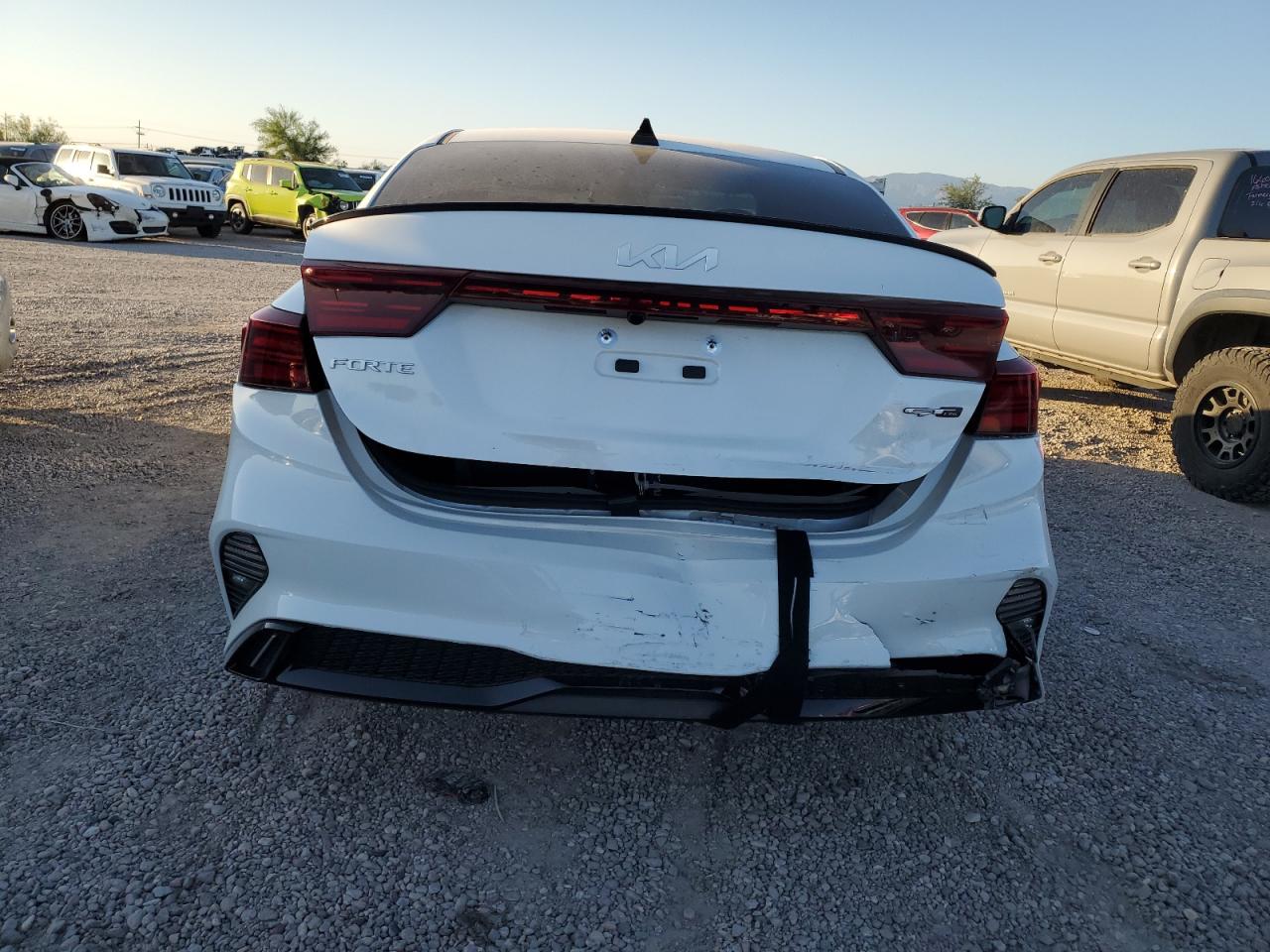 3KPF54AD0RE785063 2024 Kia Forte Gt Line