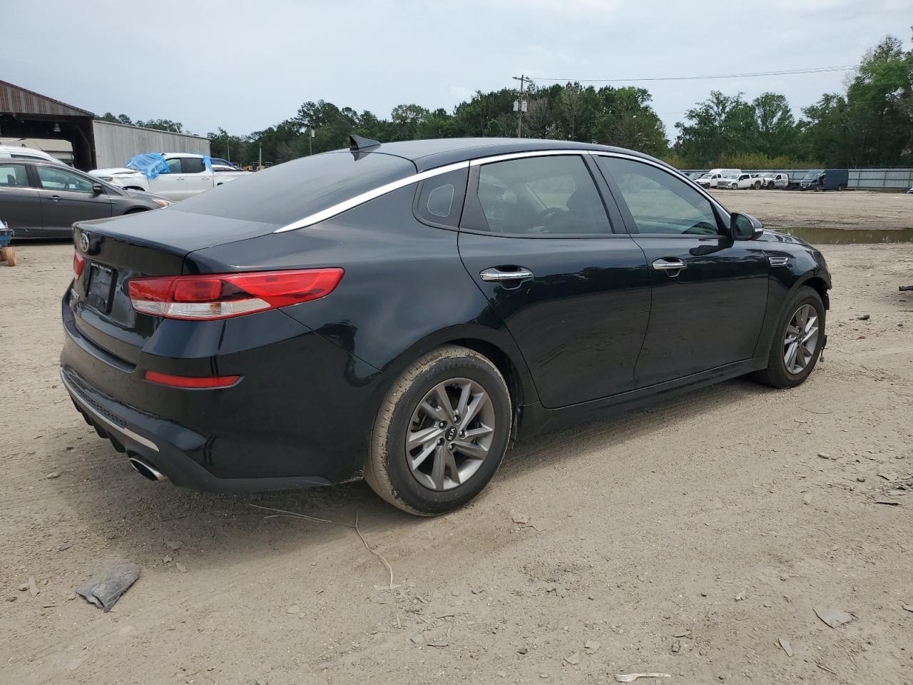 5XXGT4L30KG374712 2019 Kia Optima Lx