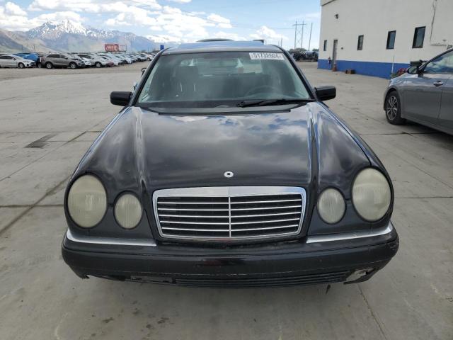 1999 Mercedes-Benz E 320 VIN: WDBJF65H5XA718828 Lot: 51732604