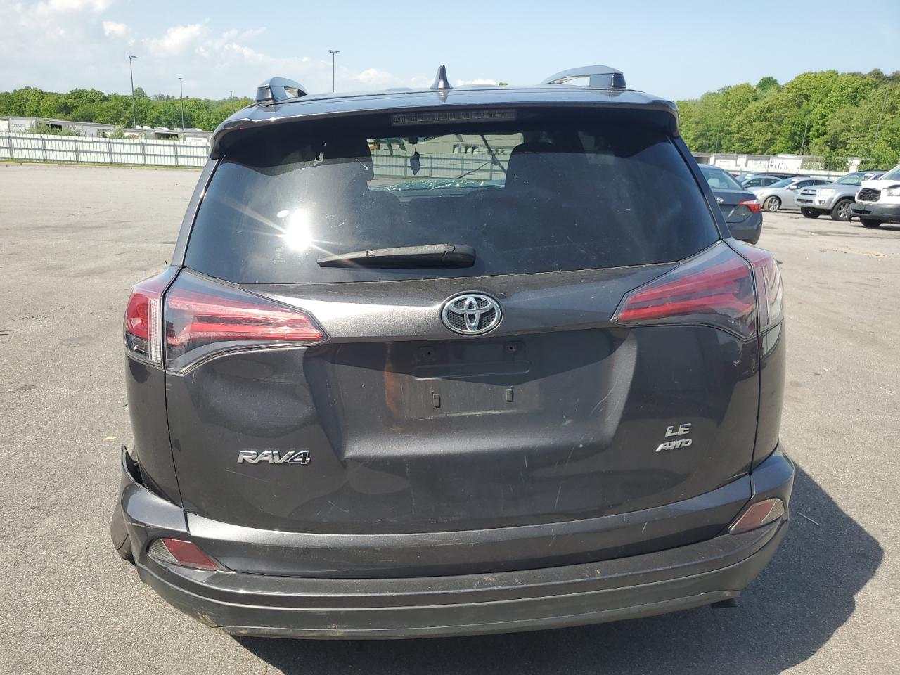 JTMBFREV5JJ248465 TOYOTA RAV4 2018