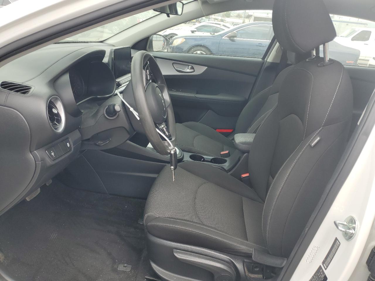 3KPF24AD5NE500179 2022 Kia Forte Fe