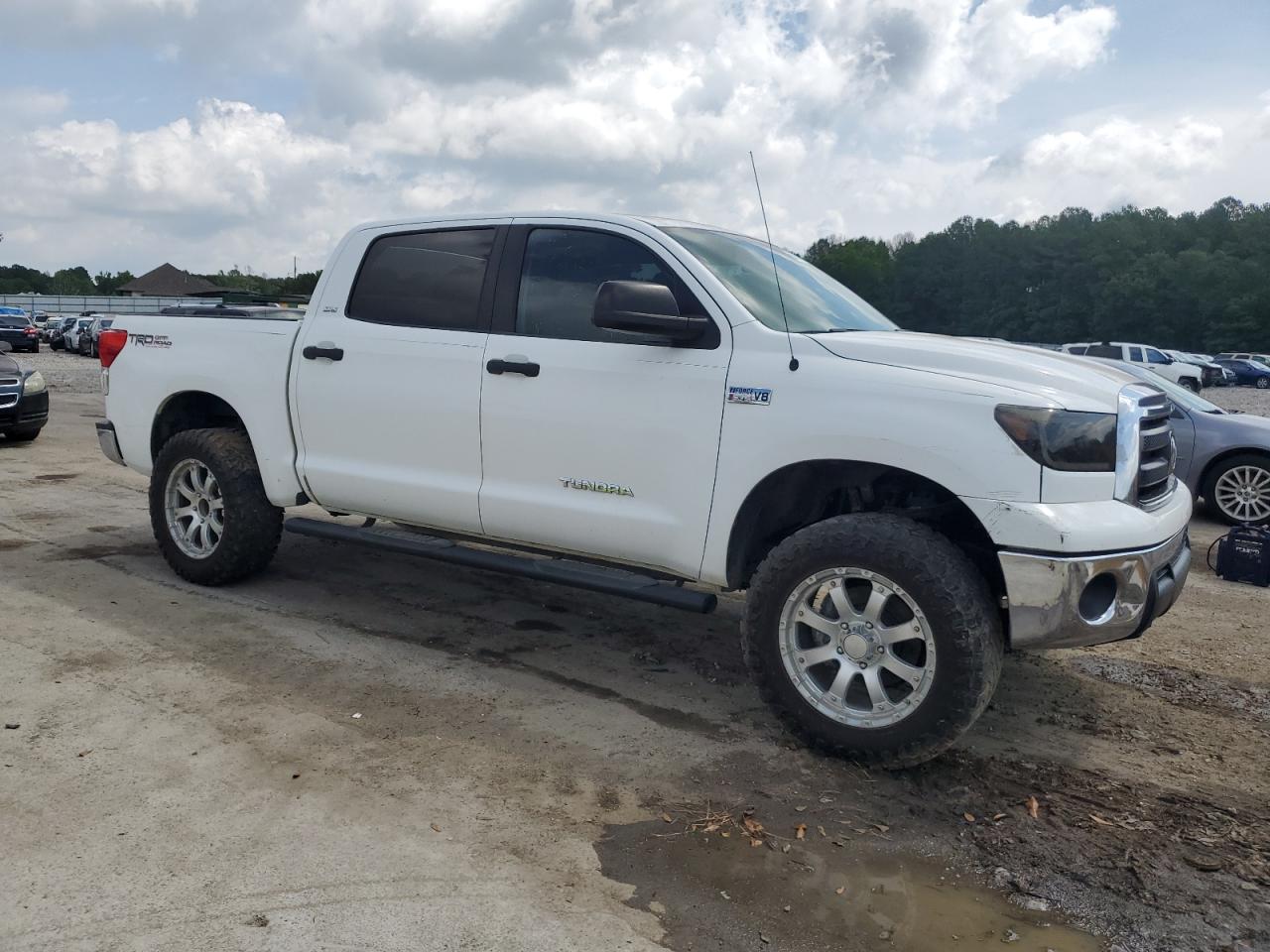 5TFDW5F10BX191460 2011 Toyota Tundra Crewmax Sr5