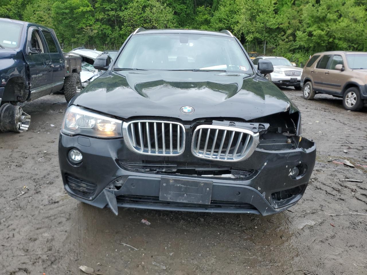 5UXWX9C37H0W69828 2017 BMW X3 xDrive28I