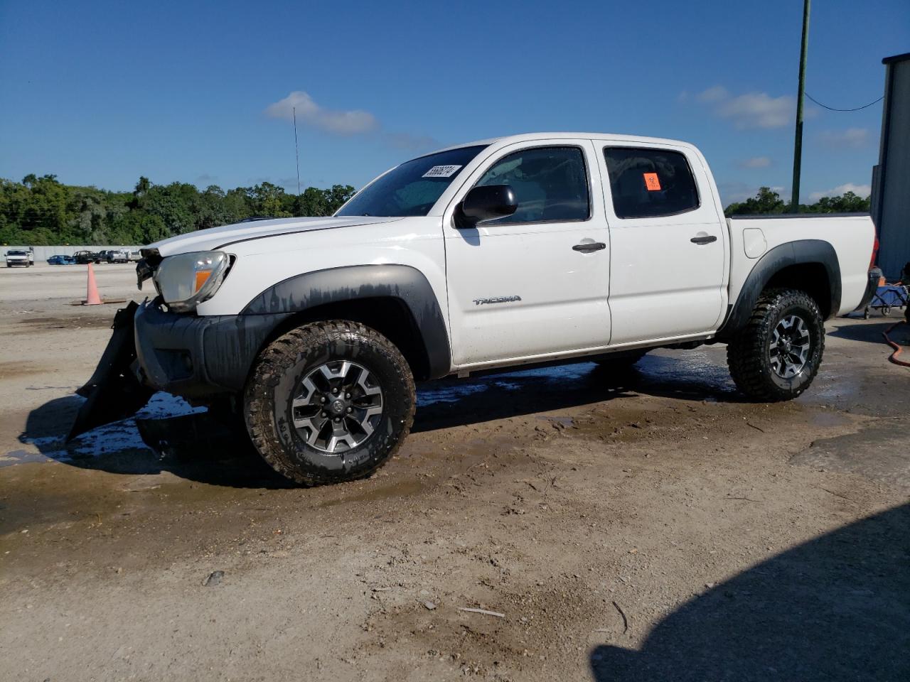 5TFJX4GN2FX042419 2015 Toyota Tacoma Double Cab Prerunner