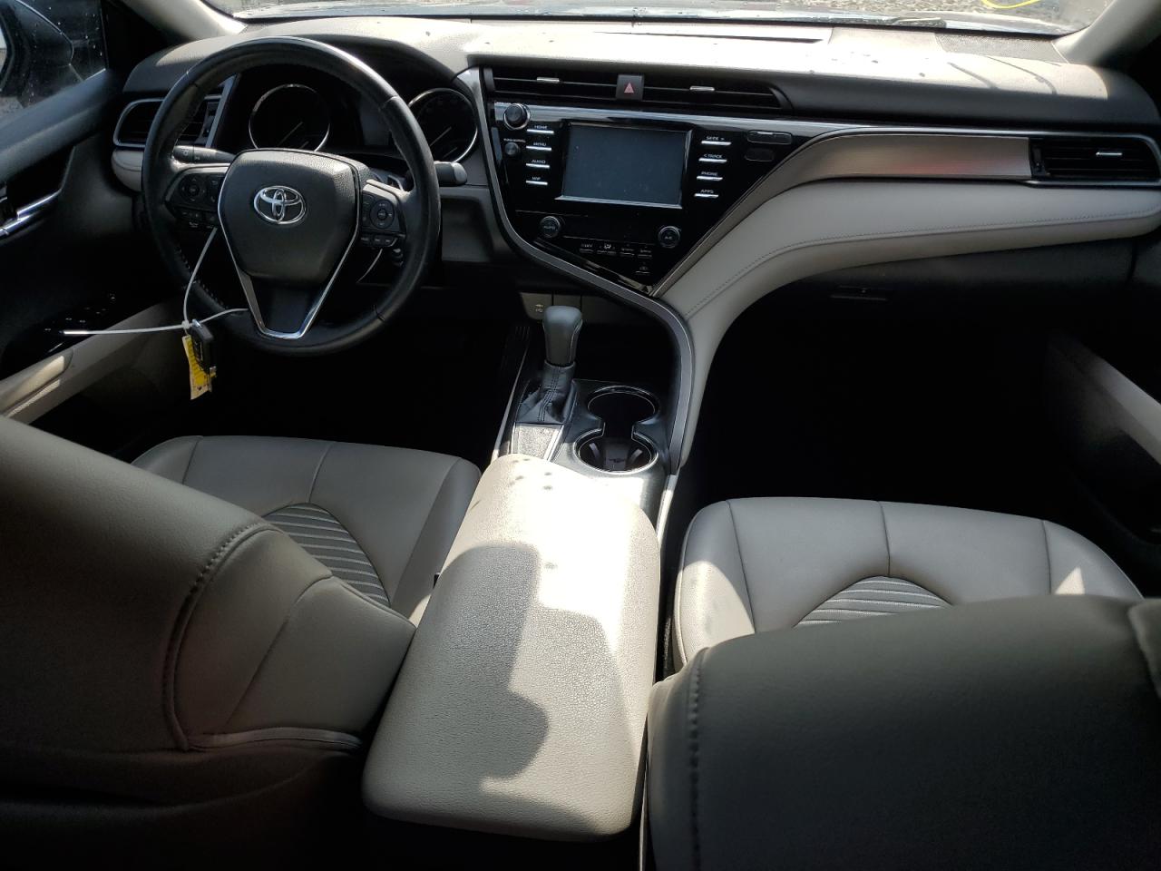 4T1B11HK0KU706426 TOYOTA CAMRY 2019