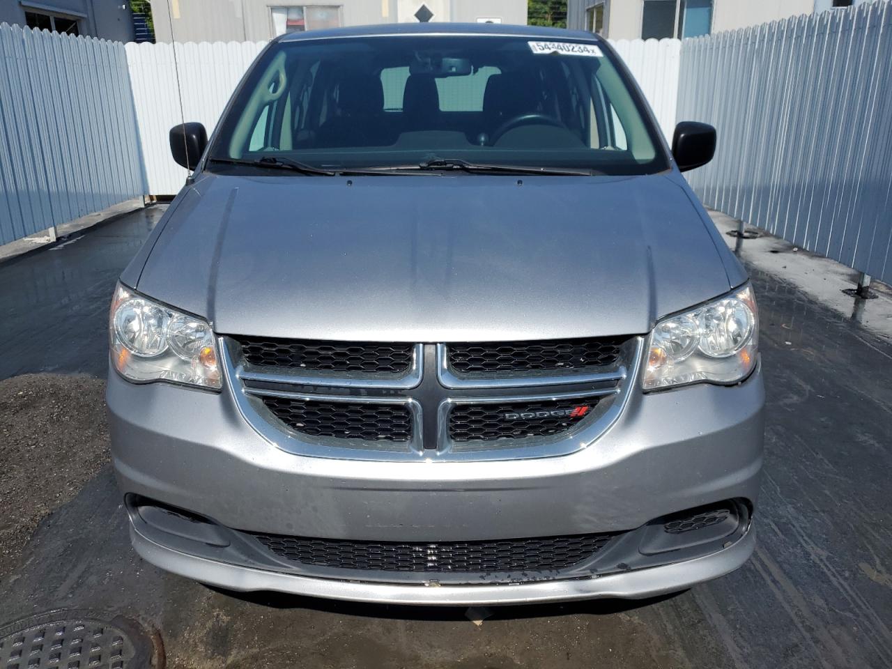 2C4RDGBG7JR163699 2018 Dodge Grand Caravan Se