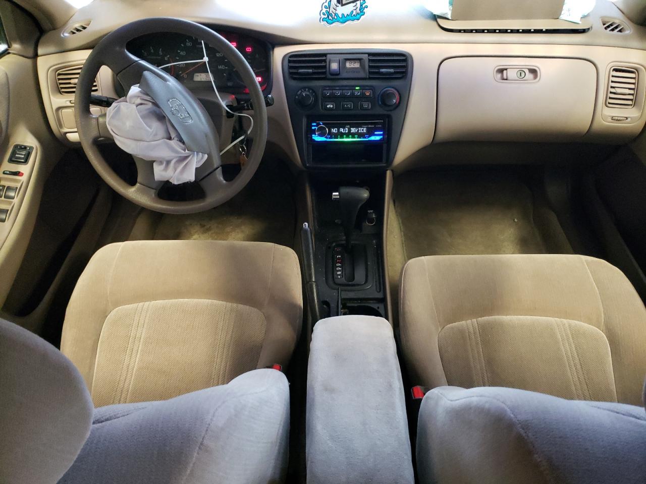 1HGCG5649YA004054 2000 Honda Accord Lx