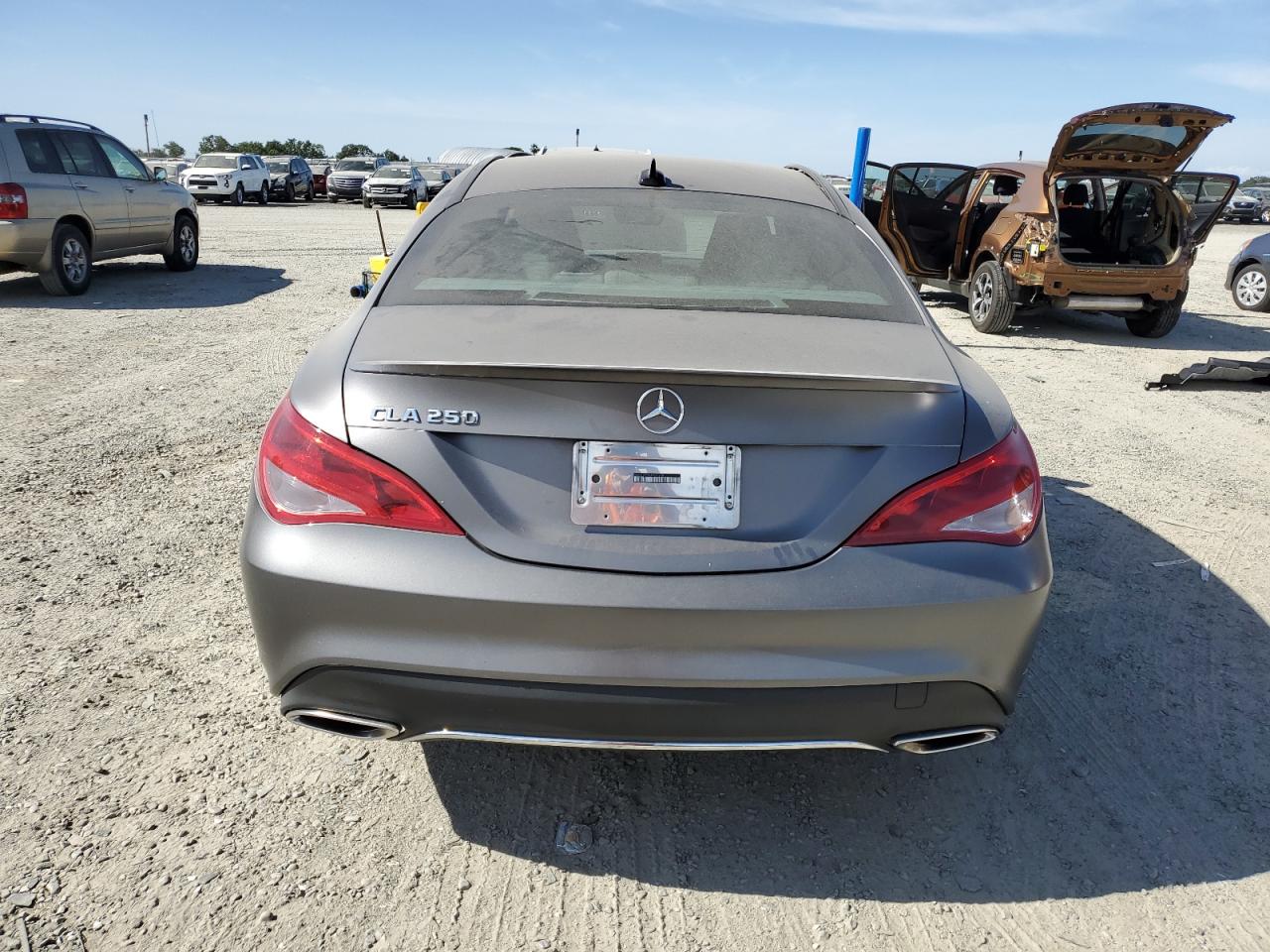 WDDSJ4EB0JN537288 2018 Mercedes-Benz Cla 250