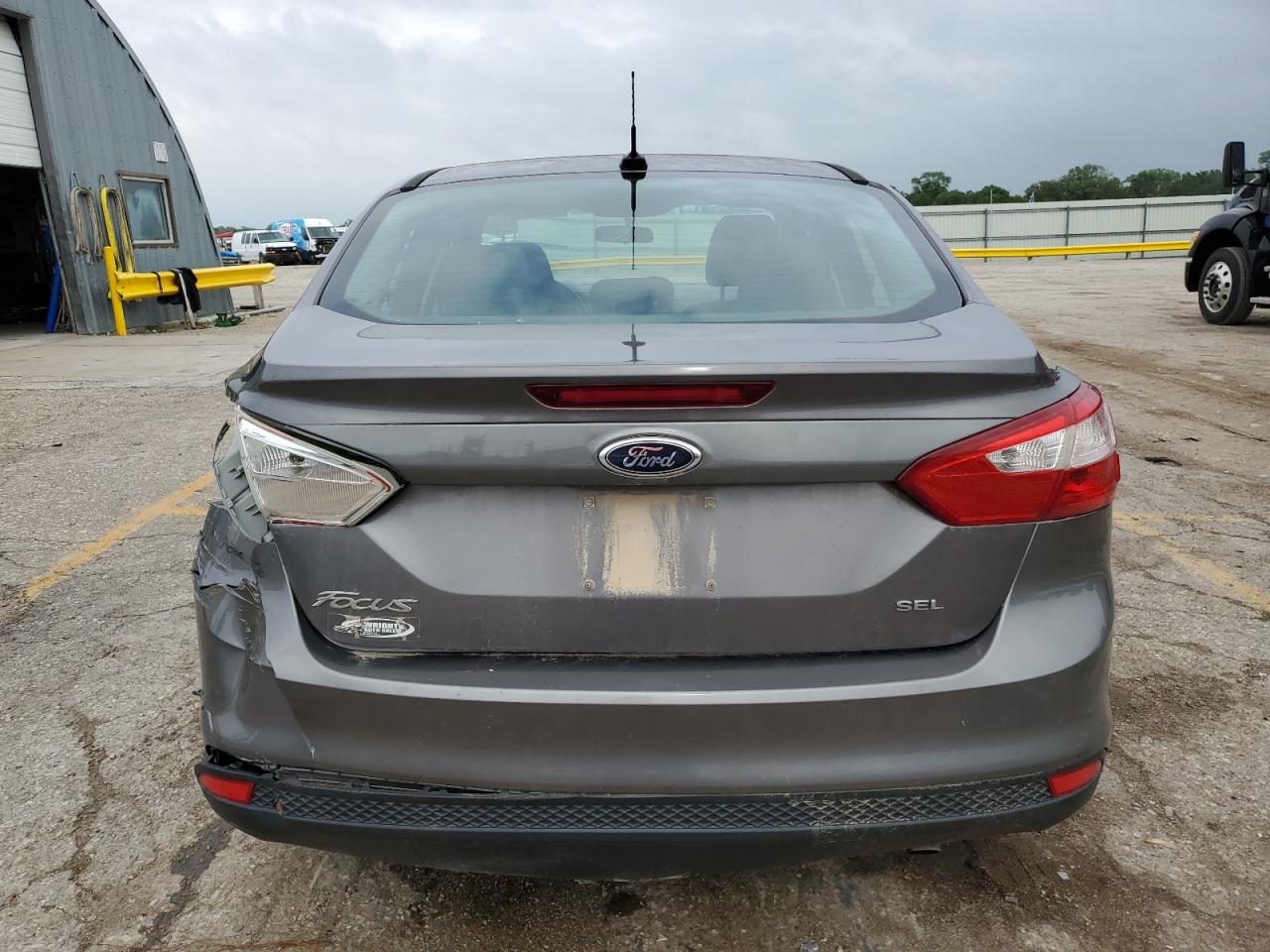 1FAHP3H27CL479550 2012 Ford Focus Sel