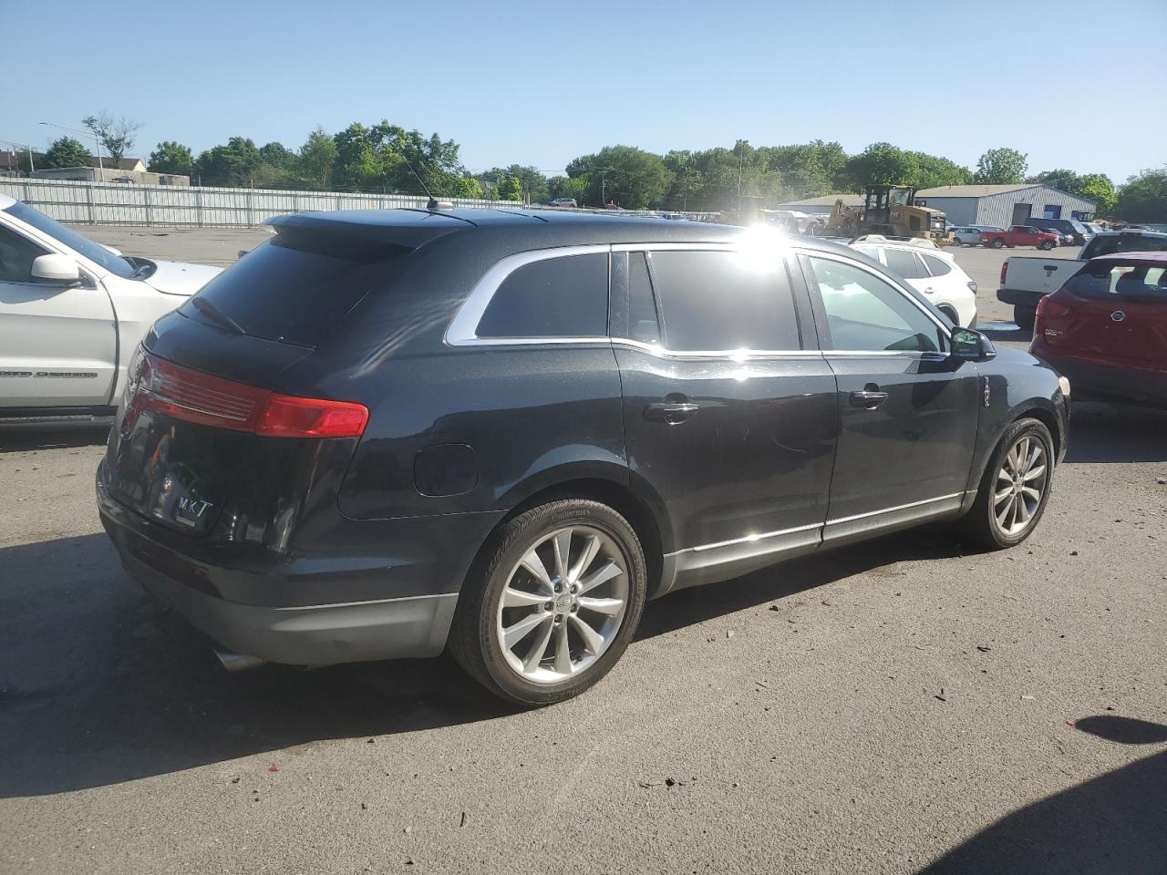 2LMHJ5AT0ABJ08771 2010 Lincoln Mkt