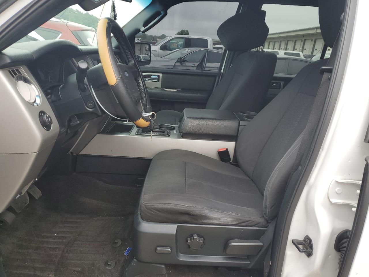 1FMJU1JT0FEF44531 2015 Ford Expedition Xlt