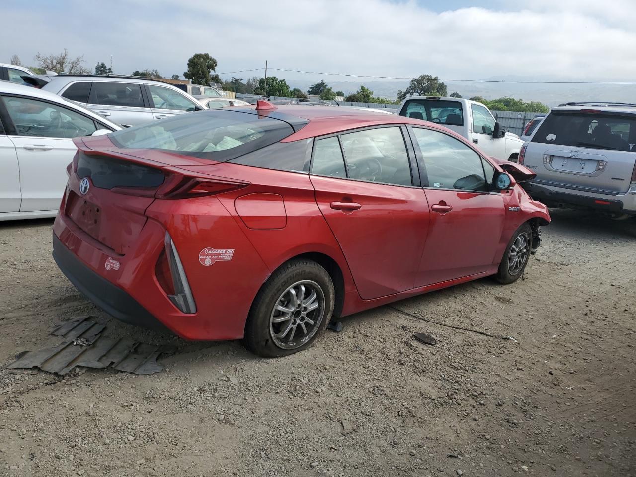 JTDKARFPXJ3077182 TOYOTA PRIUS 2018
