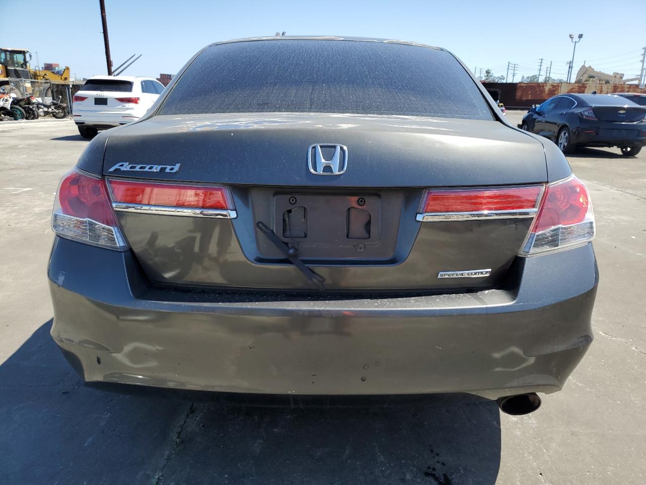 1HGCP2F60BA050573 2011 Honda Accord Se