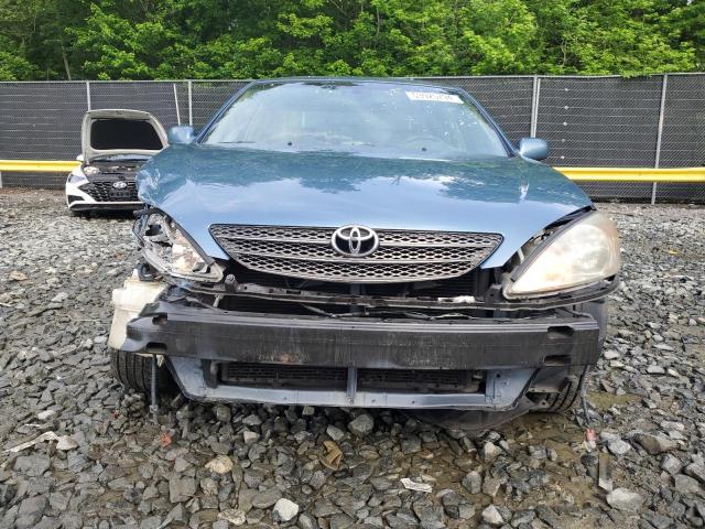 2003 Toyota Camry Le VIN: 4T1BF30K83U552462 Lot: 53925794