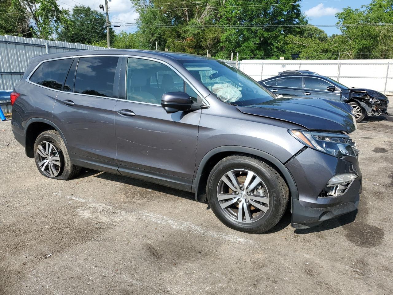 5FNYF5H37HB047729 HONDA PILOT 2017