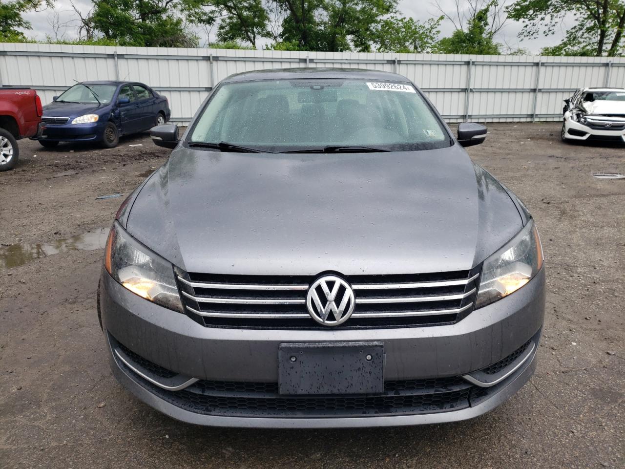 1VWBP7A3XDC017590 2013 Volkswagen Passat Se