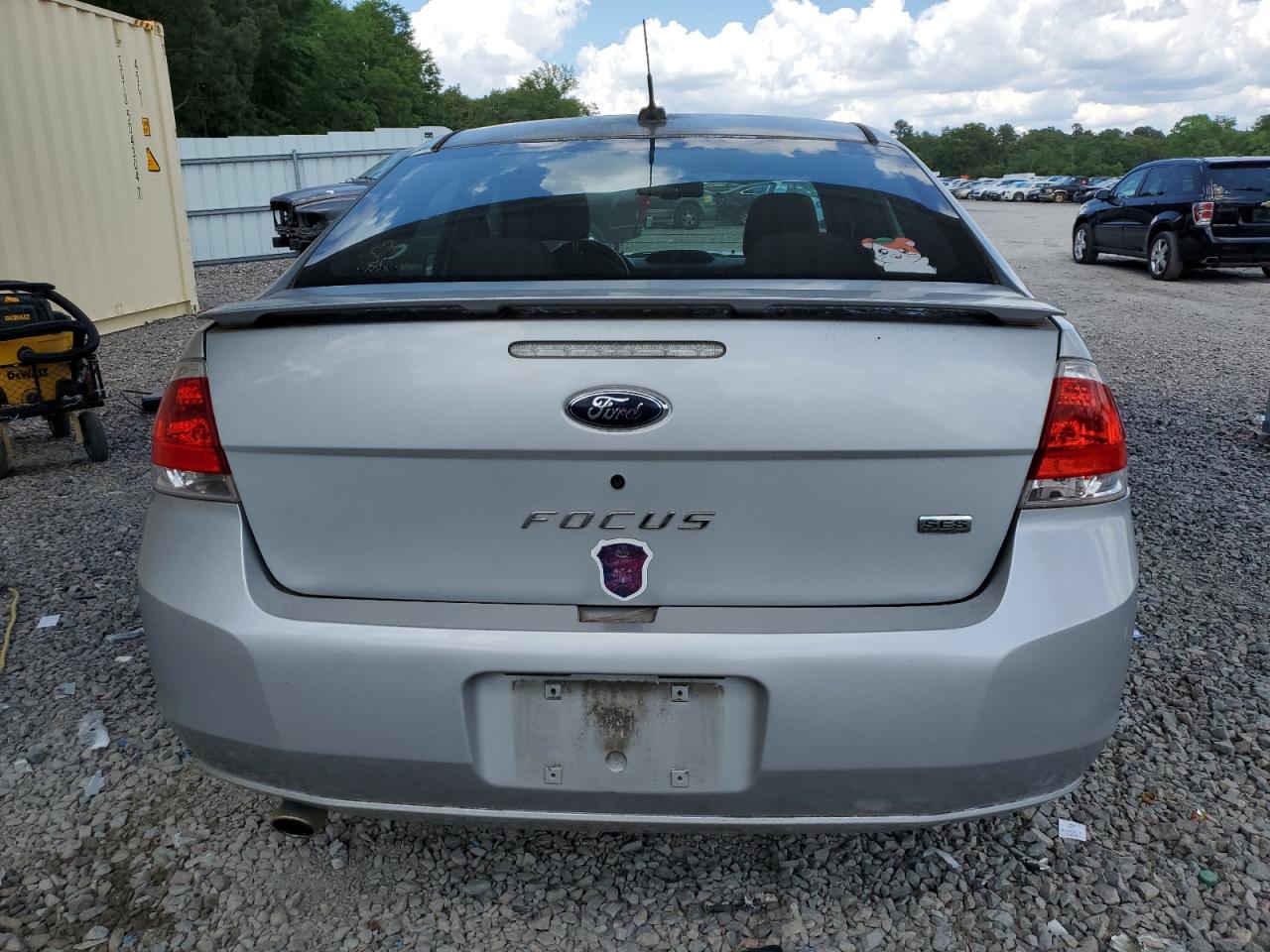 1FAHP36NX9W218966 2009 Ford Focus Ses