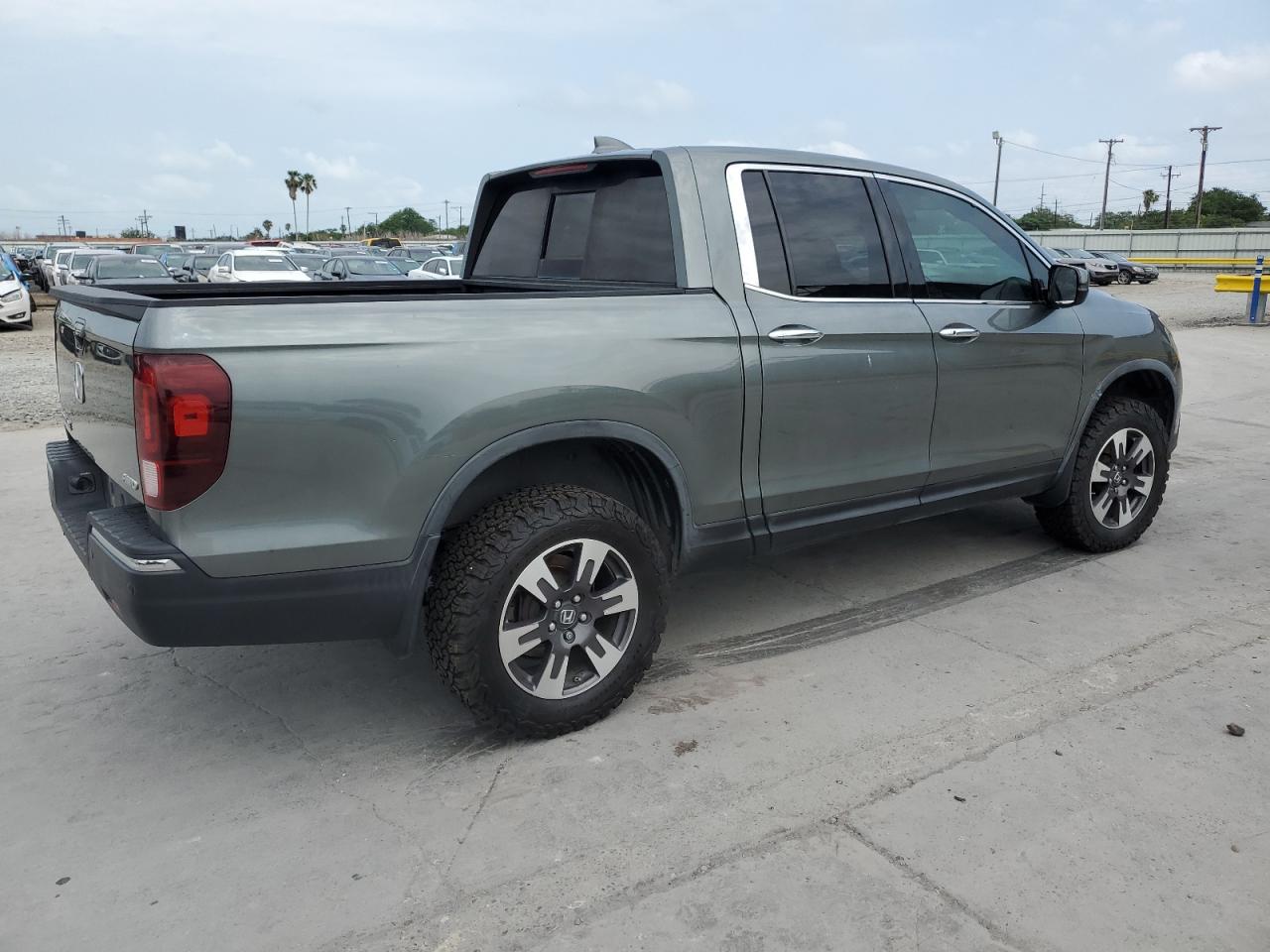 5FPYK3F70HB002287 2017 Honda Ridgeline Rtl