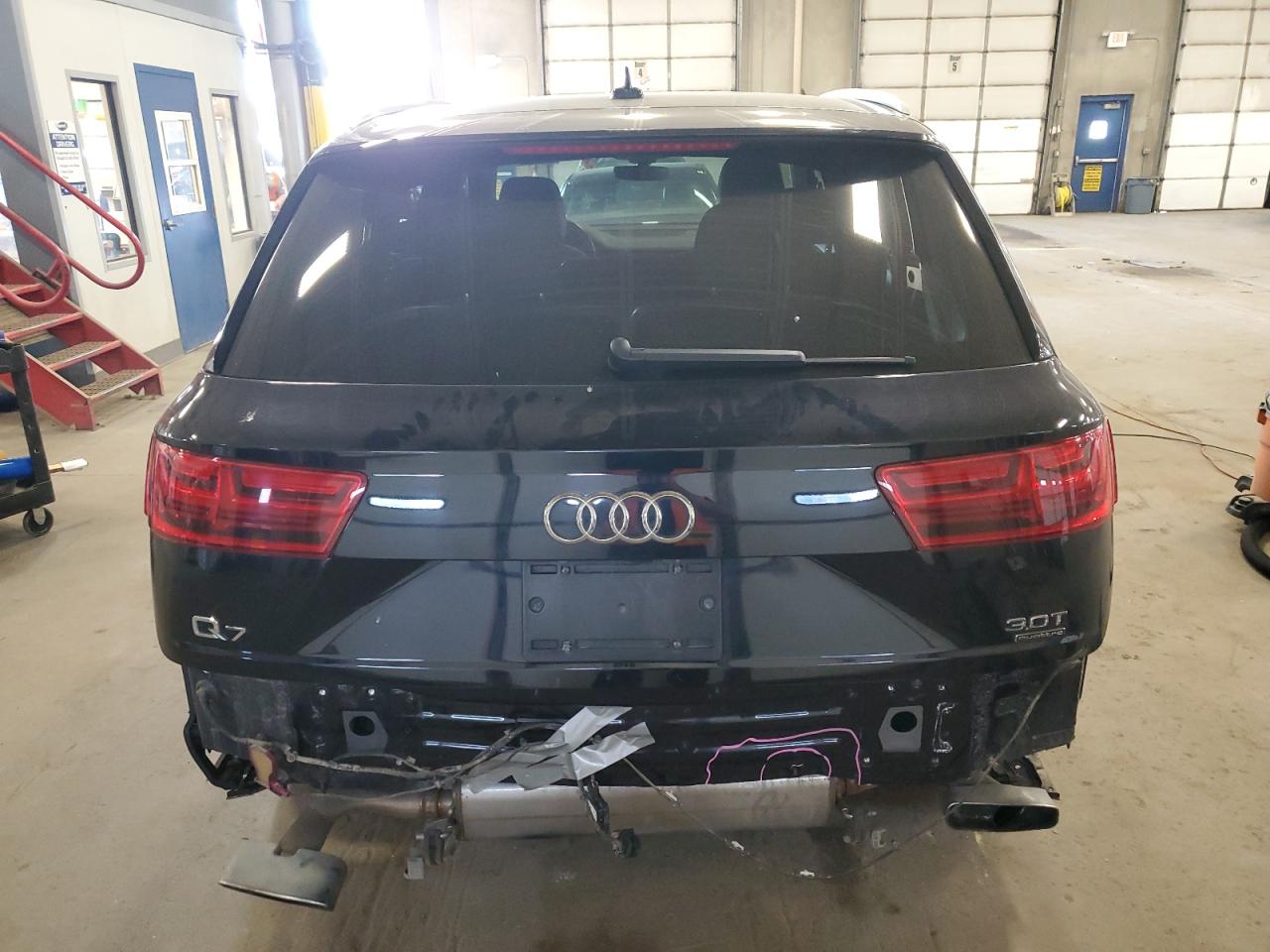 WA1LAAF73HD031729 2017 Audi Q7 Premium Plus