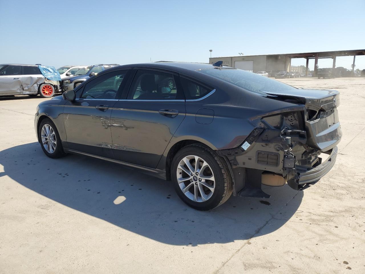 3FA6P0HD8KR215325 FORD FUSION 2019