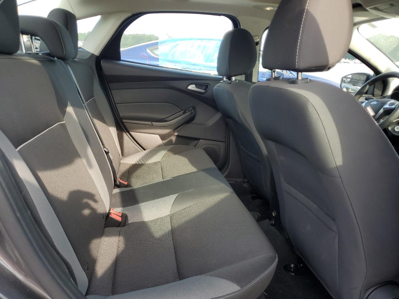 1FADP3F29EL416552 2014 Ford Focus Se