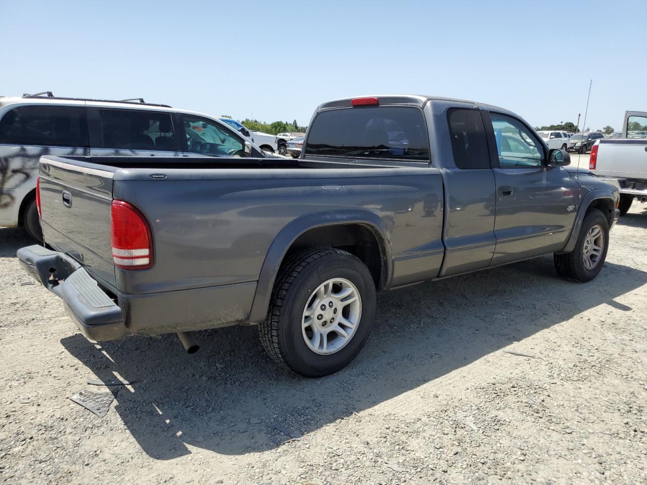 1B7GL12X32S705405 2002 Dodge Dakota Base