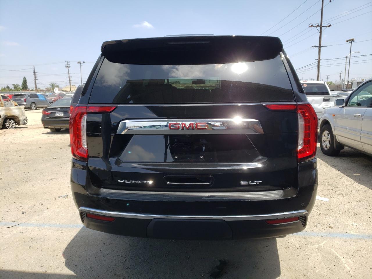 2022 GMC Yukon Xl C1500 Slt vin: 1GKS1GKT4NR243856